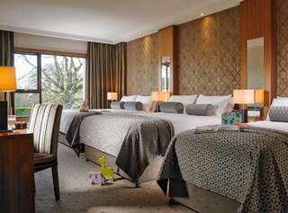 Отель Newpark Hotel Килкенни Улучшенный семейный номер (для 2 взрослых и 3 детей)-1