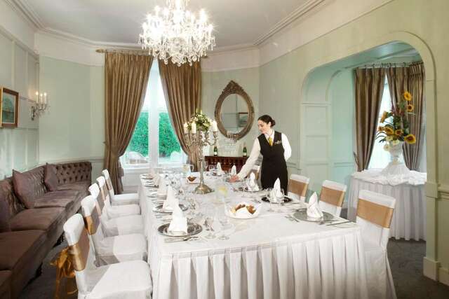 Отель Newpark Hotel Килкенни-41